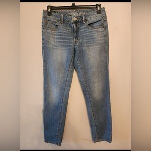 American Eagle Boy jean Fit Jeans size 6 100 percent cotton